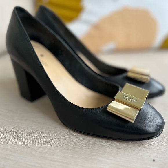 Kate Spade Black Leather Pumps Size 7 - Picture 2 of 10